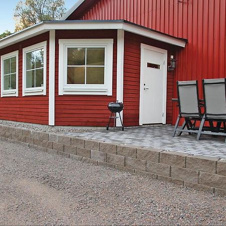 2 Bedroom Cozy Apartment In Habo Mullsjö Екстериор снимка